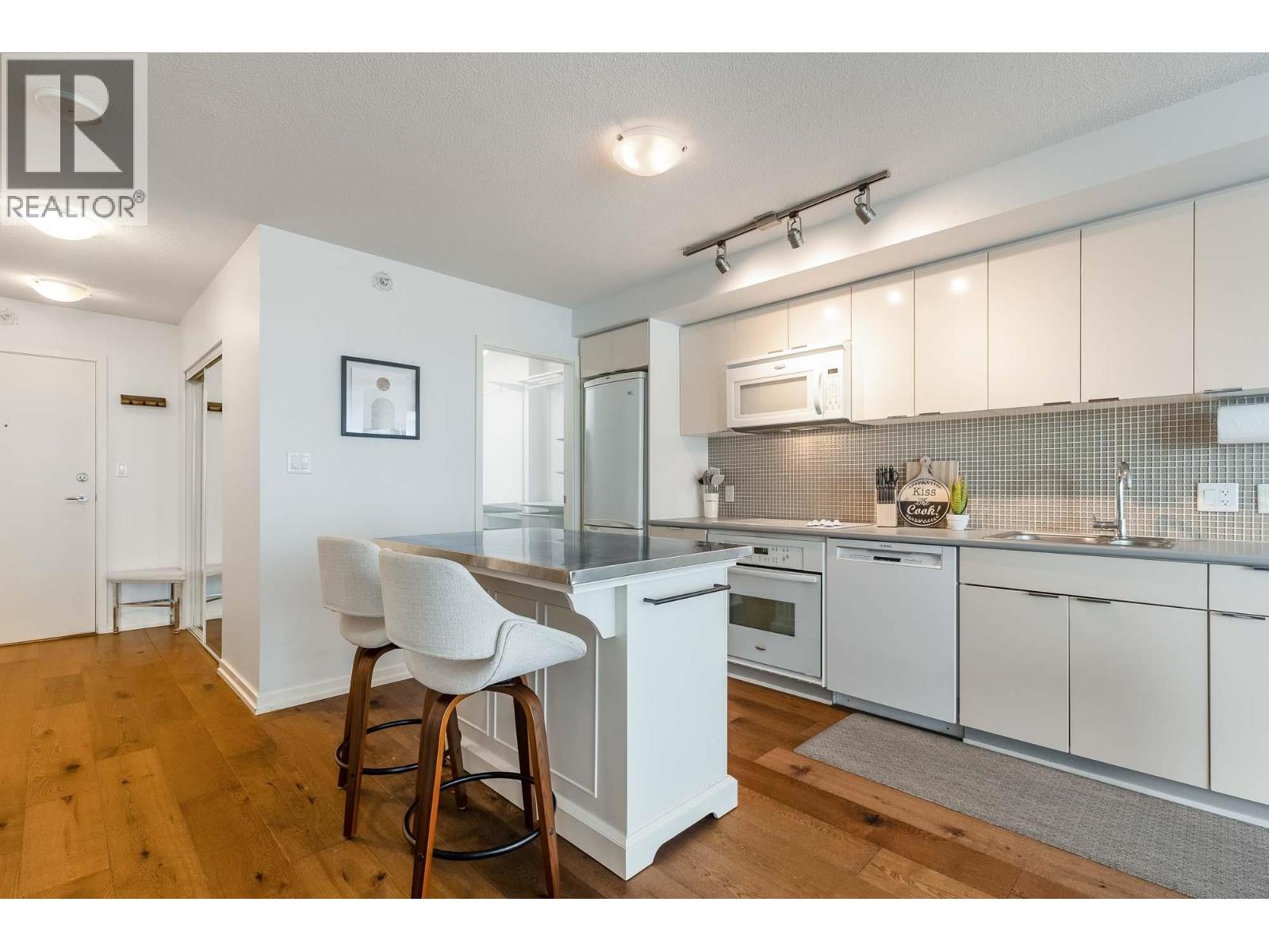 2311 788 Hamilton Street, Vancouver, British Columbia  V6B 0E9 - Photo 11 - R3101104