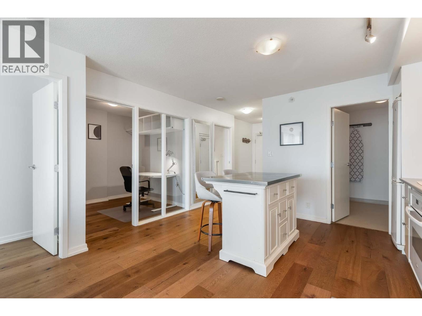 2311 788 Hamilton Street, Vancouver, British Columbia  V6B 0E9 - Photo 12 - R3101104