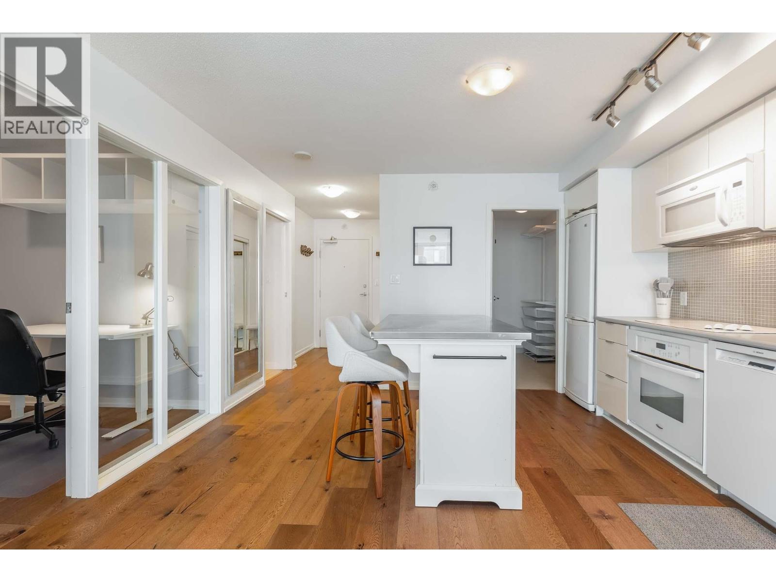 2311 788 Hamilton Street, Vancouver, British Columbia  V6B 0E9 - Photo 13 - R3101104