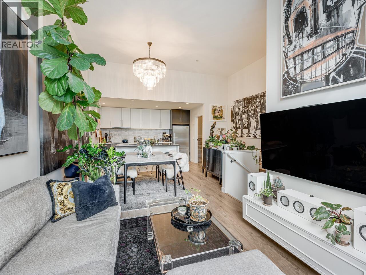 3431 Porter Street, Vancouver, British Columbia  V5N 4H2 - Photo 3 - R3101118