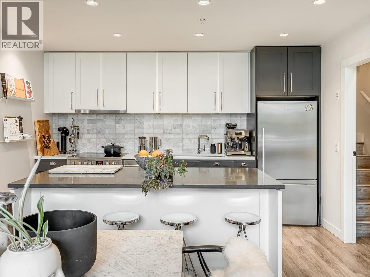 3431 Porter Street, Vancouver, British Columbia  V5N 4H2 - Photo 9 - R3101118