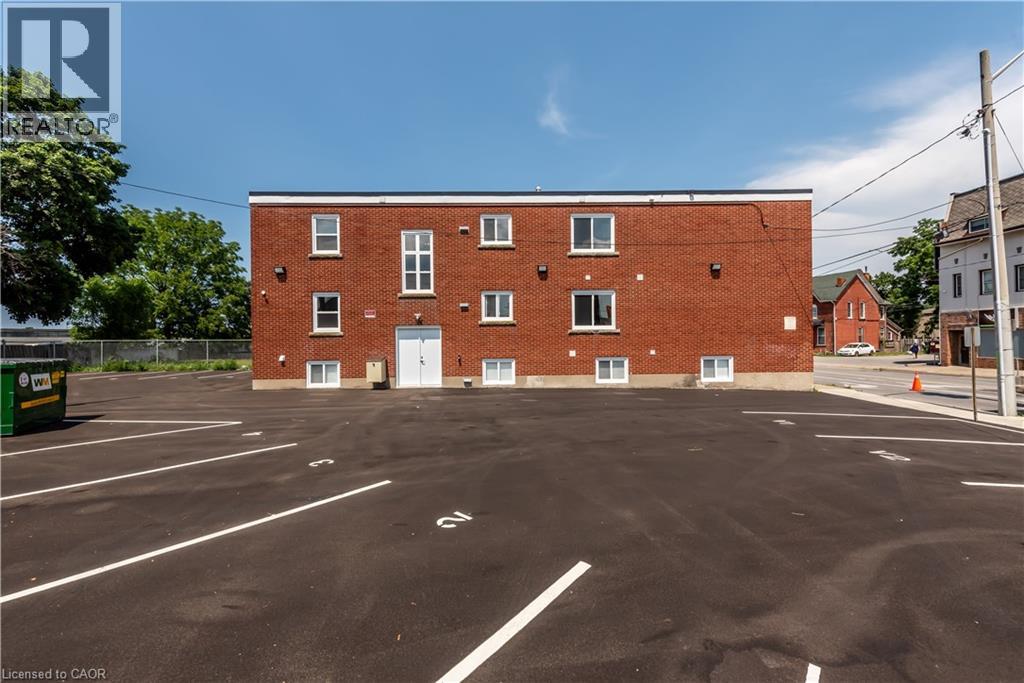 35 Niagara Street Unit 8, St. Catharines, Ontario  L2R 4K8 - Photo 10 - 40813271