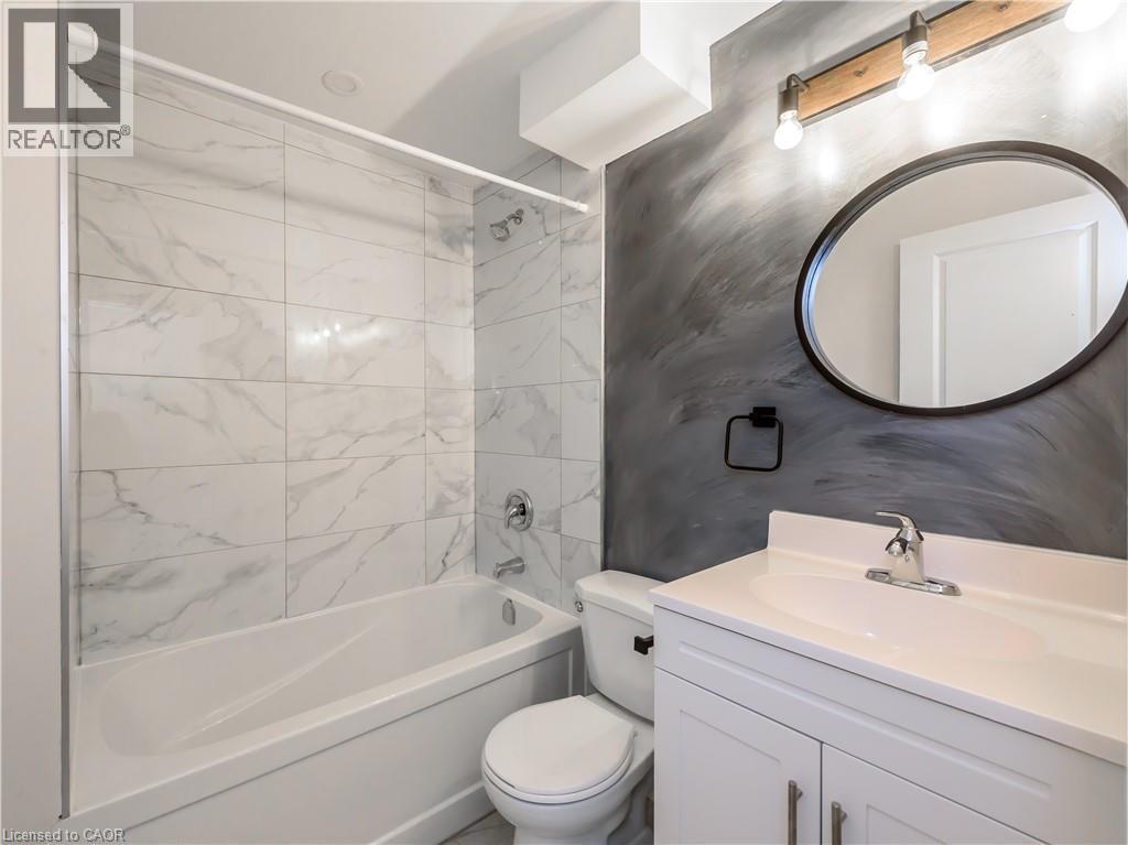 35 Niagara Street Unit 8, St. Catharines, Ontario  L2R 4K8 - Photo 3 - 40813271