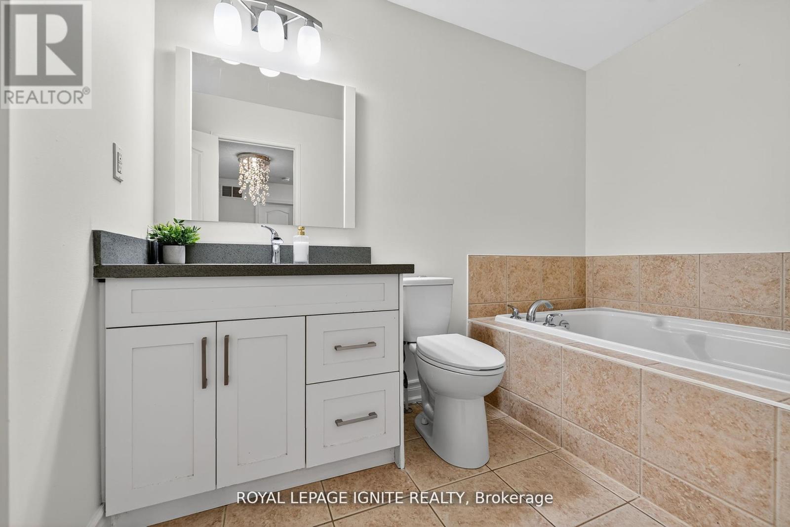 71 Norland Circle, Oshawa, Ontario  L1L 0A7 - Photo 23 - E12896590