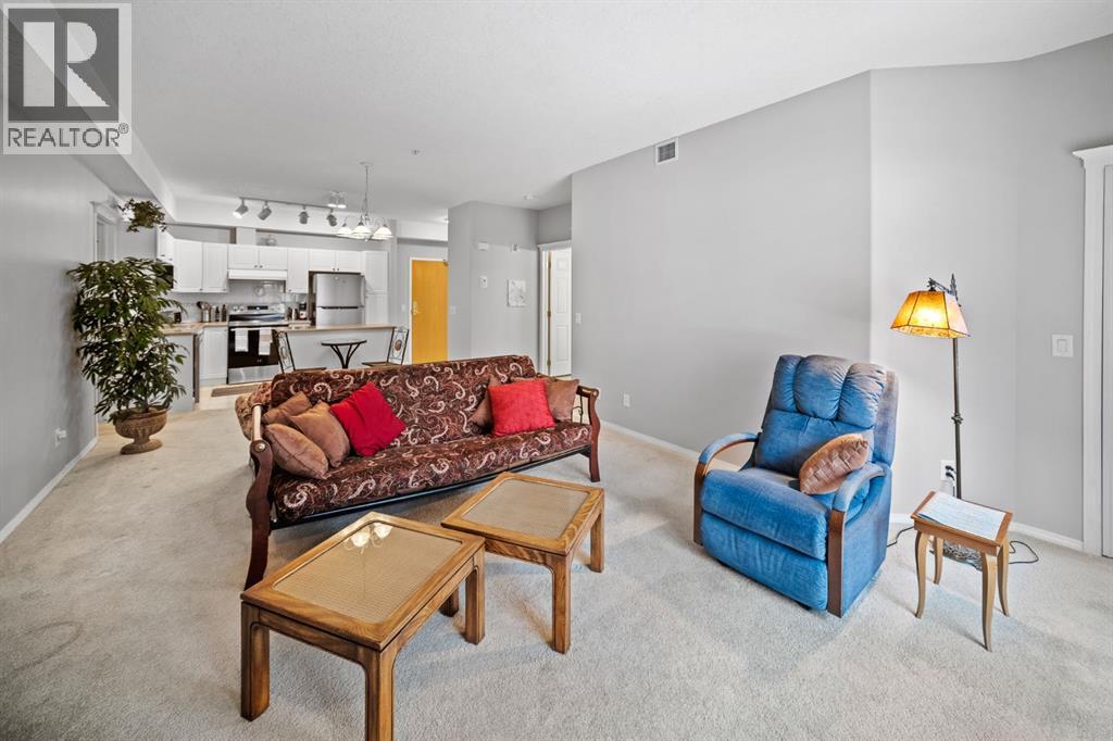 201, 223 Tuscany Springs Boulevard Nw, Calgary, Alberta  T3L 2M2 - Photo 11 - A2275694