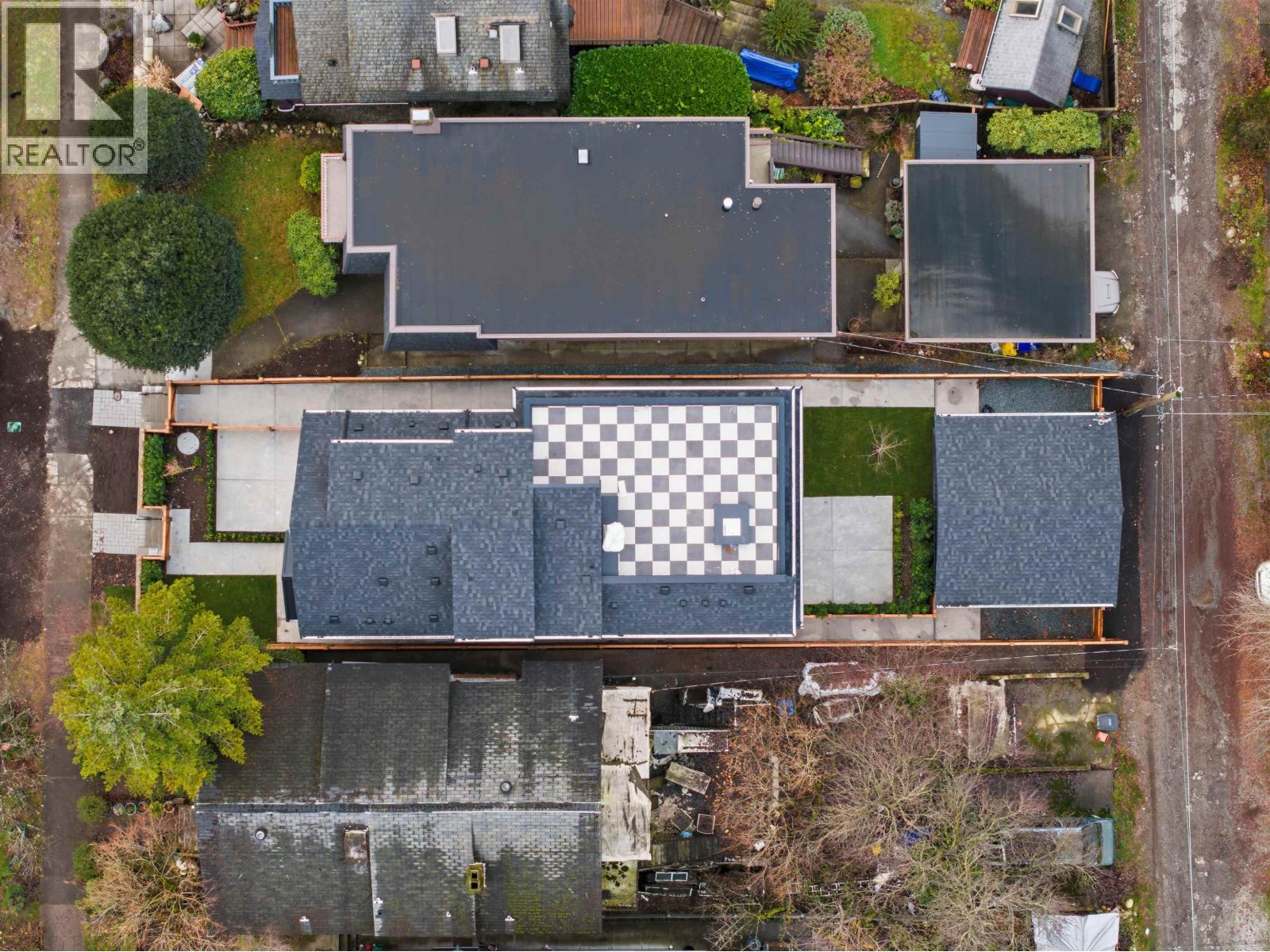 2 1841 Parker Street, Vancouver, British Columbia  V5L 2L1 - Photo 6 - R3100870