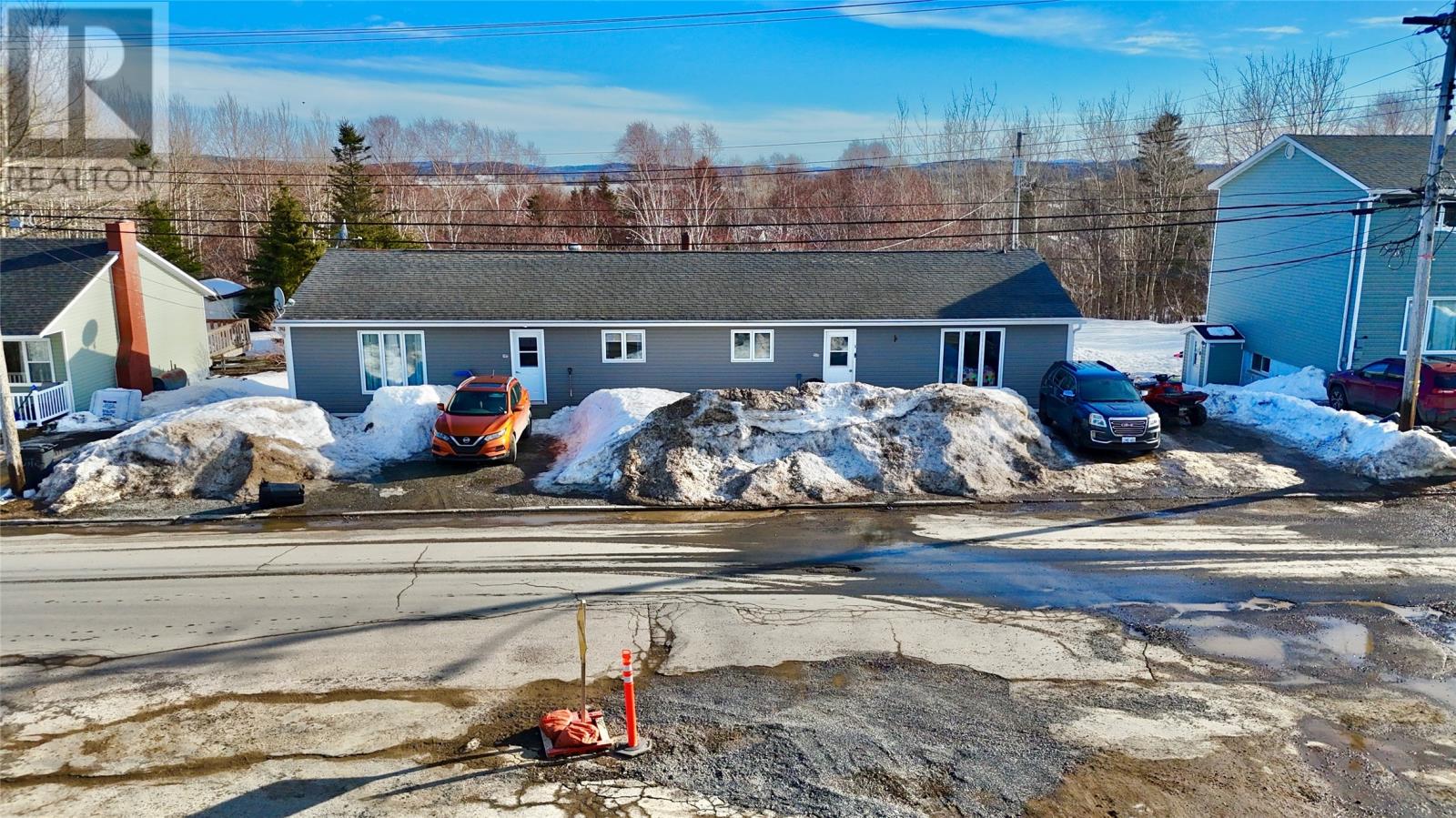 19-21 Bowater Avenue, Lewisporte, Newfoundland & Labrador  A0G 3A0 - Photo 1 - 1295340