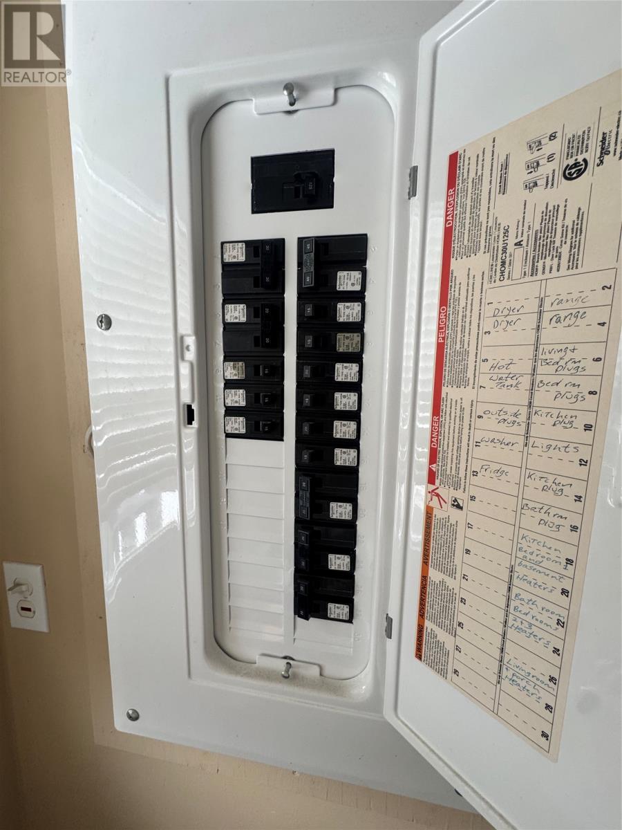 19-21 Bowater Avenue, Lewisporte, Newfoundland & Labrador  A0G 3A0 - Photo 6 - 1295340