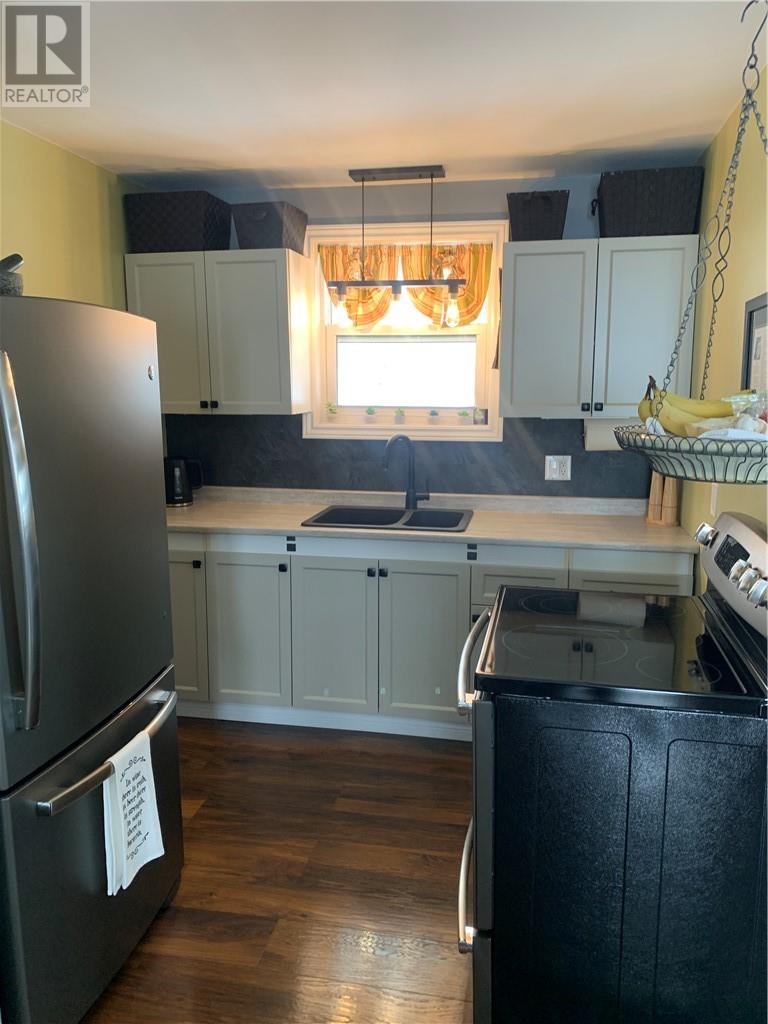 5 Algoma, Webbwood, Ontario  P0P 2G0 - Photo 3 - 2126849