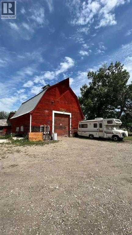 233165 & 233191 Range Road 280, Rural Rocky View County, Alberta  T1X 0H5 - Photo 11 - A2293746