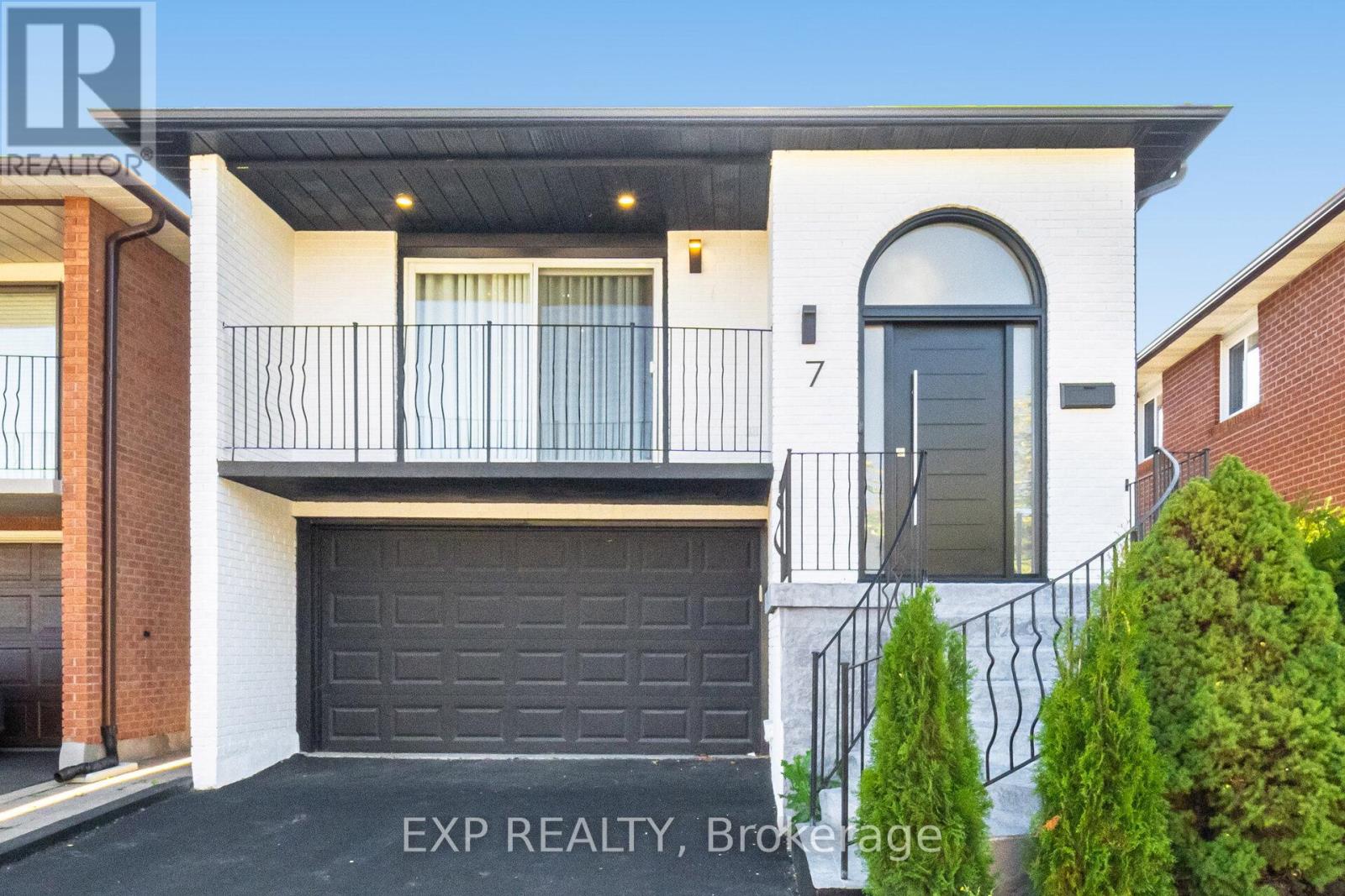 7 BOYNE HIGHLANDS COURT, Vaughan, Ontario