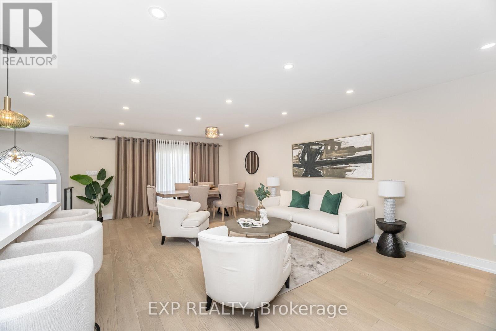 7 Boyne Highlands Court, Vaughan, Ontario  L4K 1K4 - Photo 12 - N12896606