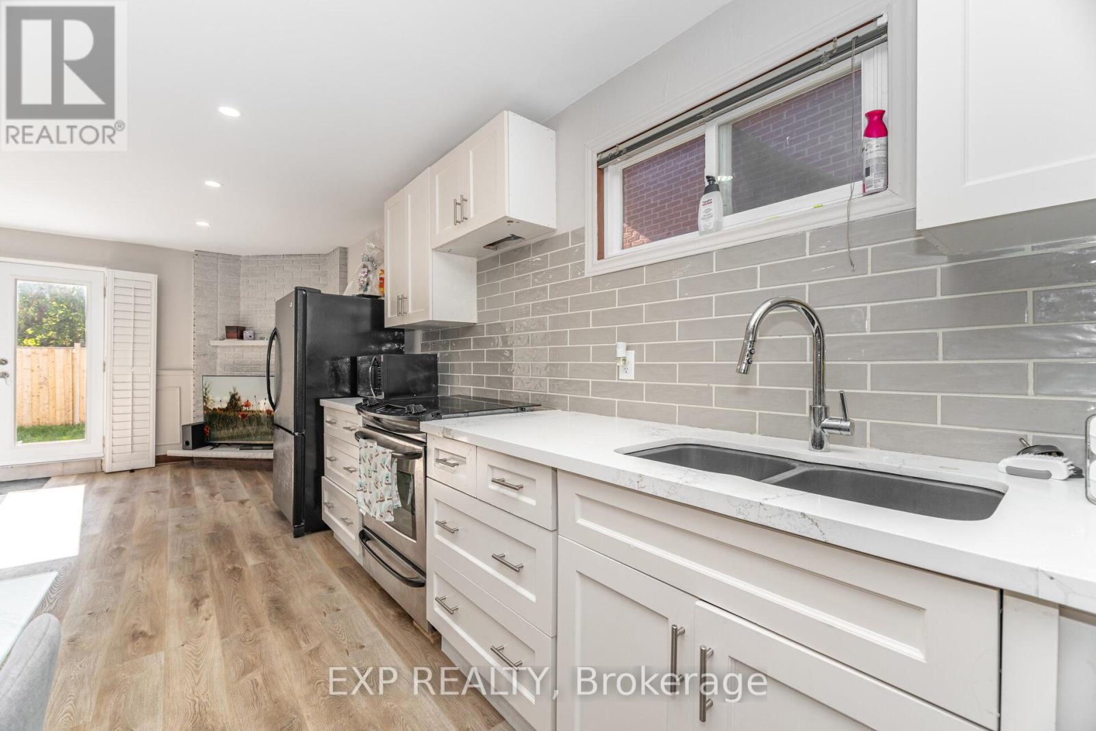 7 Boyne Highlands Court, Vaughan, Ontario  L4K 1K4 - Photo 31 - N12896606