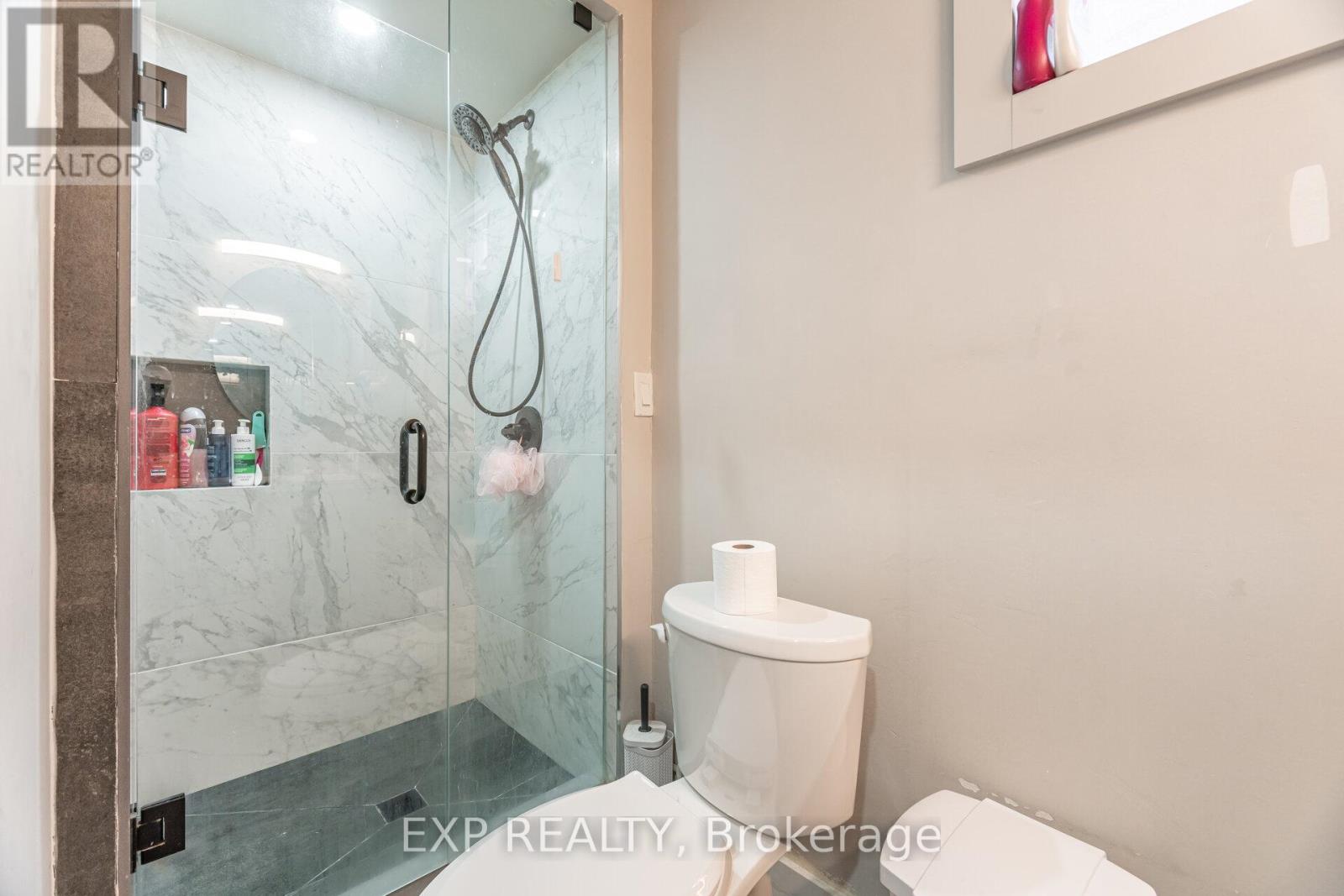 7 Boyne Highlands Court, Vaughan, Ontario  L4K 1K4 - Photo 38 - N12896606