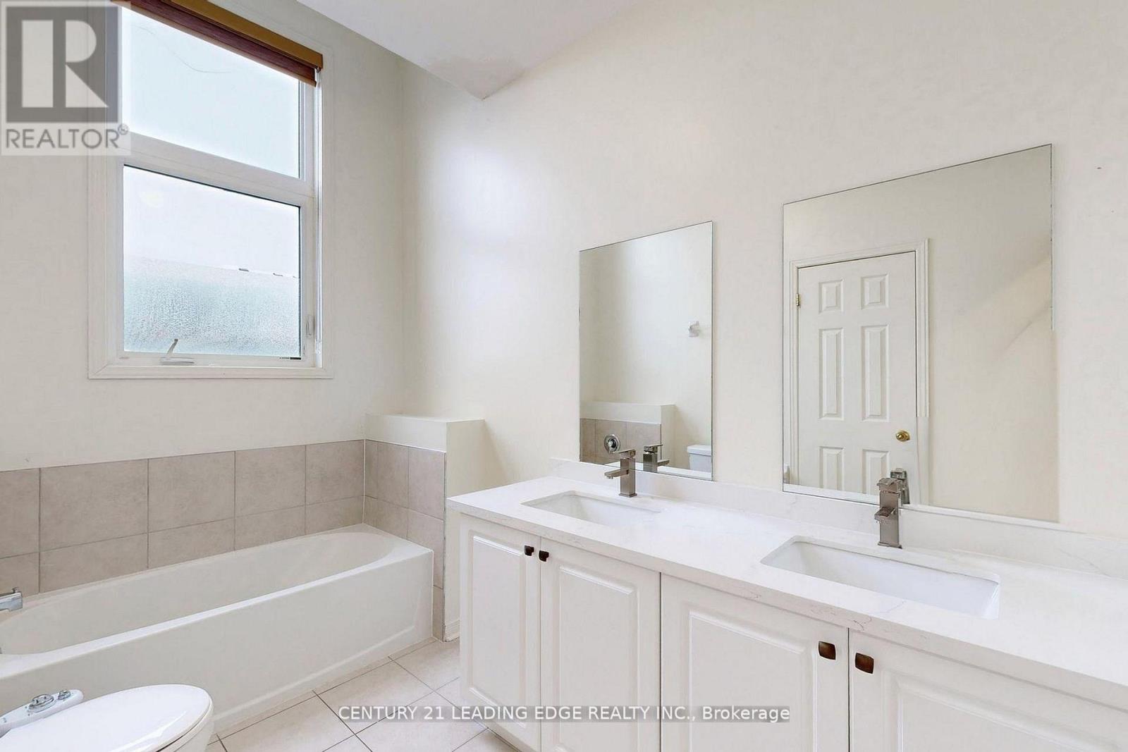 91 William F Bell Parkway, Richmond Hill, Ontario  L4S 0K4 - Photo 16 - N12896644