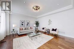 156 Ben Sinclair Avenue, East Gwillimbury, Ontario  L9N 0S2 - Photo 7 - N12896648