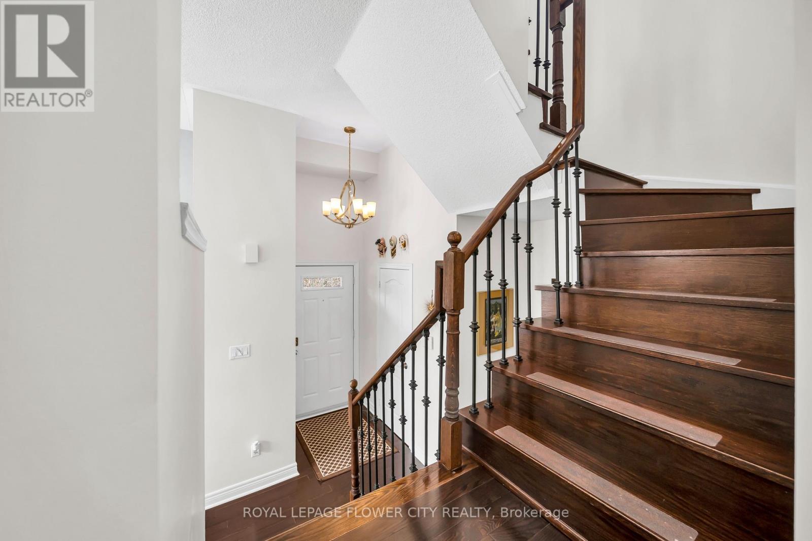 1 - 5031 E Mill Road, Mississauga, Ontario  L5V 2M5 - Photo 12 - W12894876