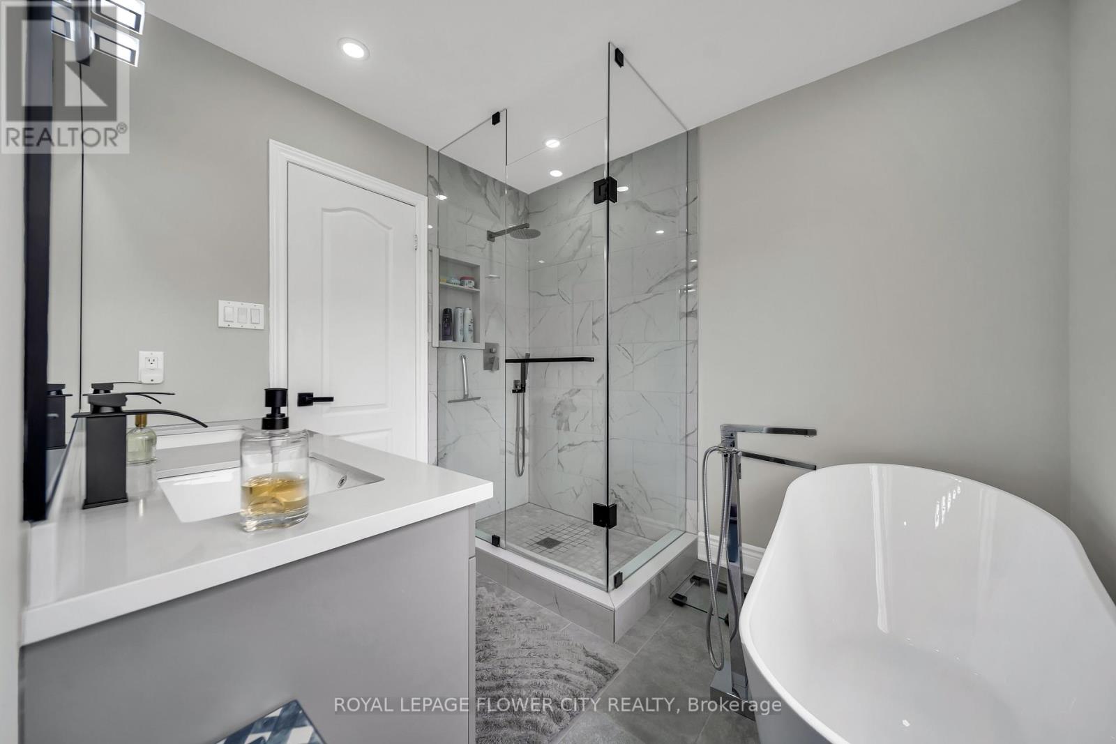 1 - 5031 E Mill Road, Mississauga, Ontario  L5V 2M5 - Photo 27 - W12894876