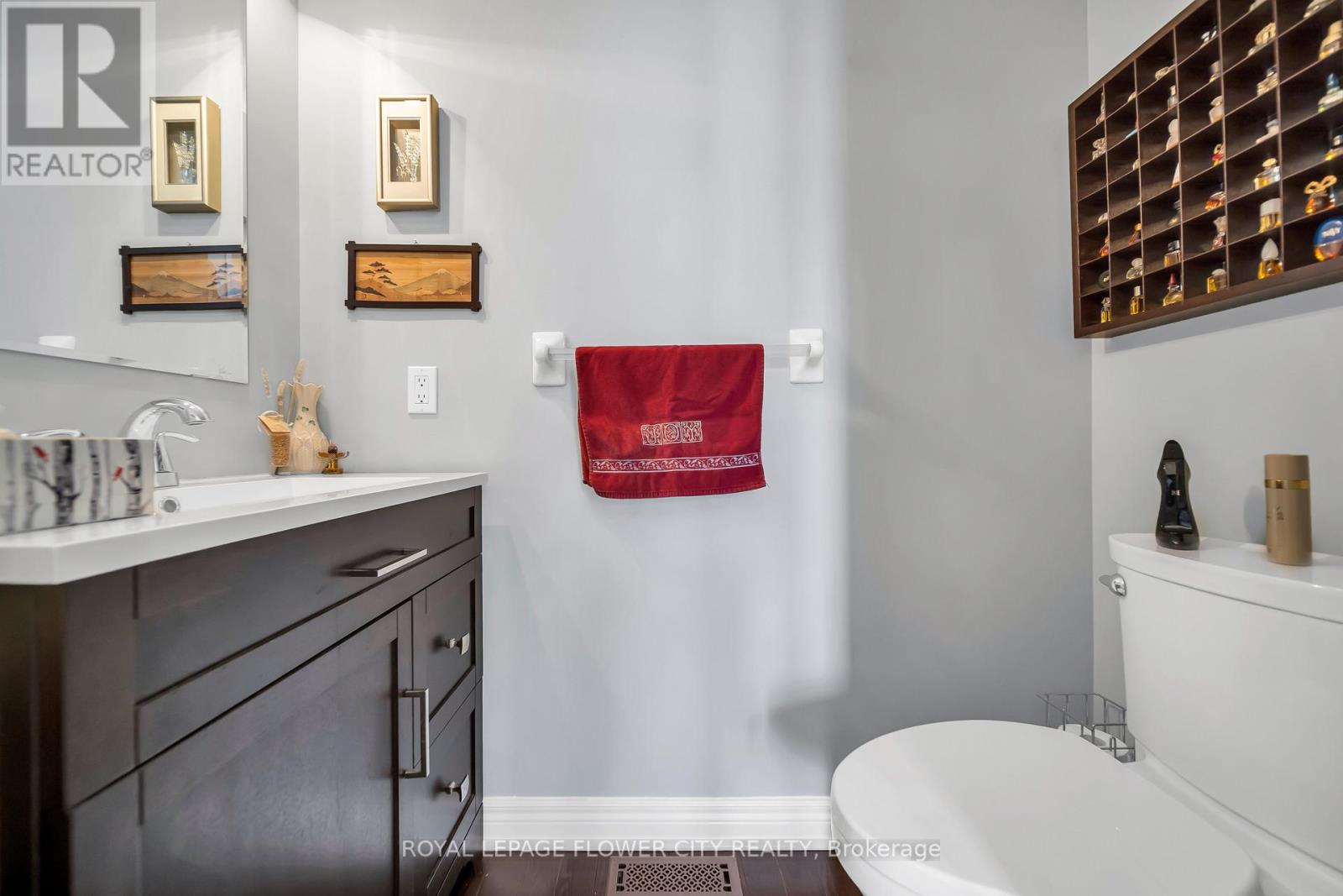 1 - 5031 E Mill Road, Mississauga, Ontario  L5V 2M5 - Photo 7 - W12894876