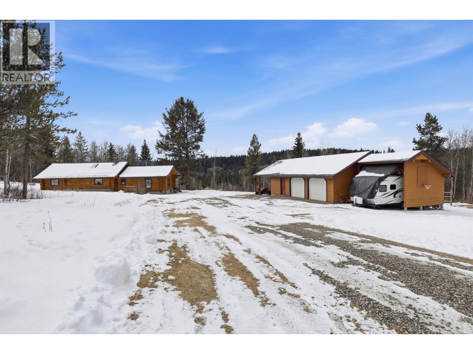 2815 PIONEER CRESCENT, 150 Mile House, British Columbia