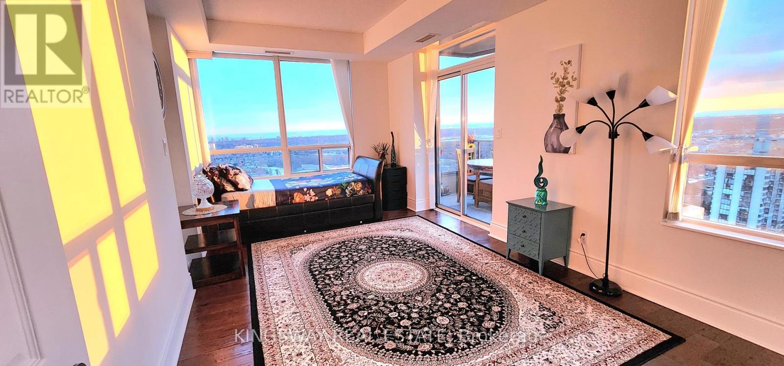 3009 - 3880 Duke Of York Boulevard, Mississauga (City Centre), Ontario  L5B 4M7 - Photo 14 - W12896620