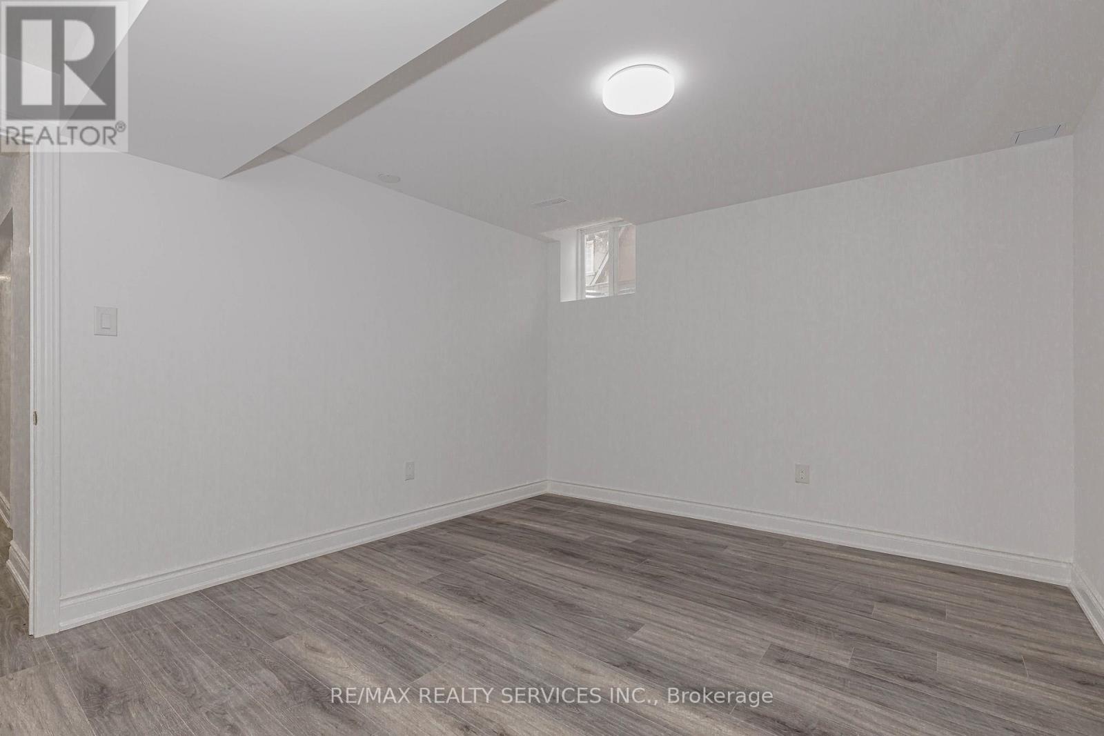 Lower - 132 Bloomsbury Avenue, Brampton (Vales Of Castlemore), Ontario  L6P 2X2 - Photo 10 - W12896622