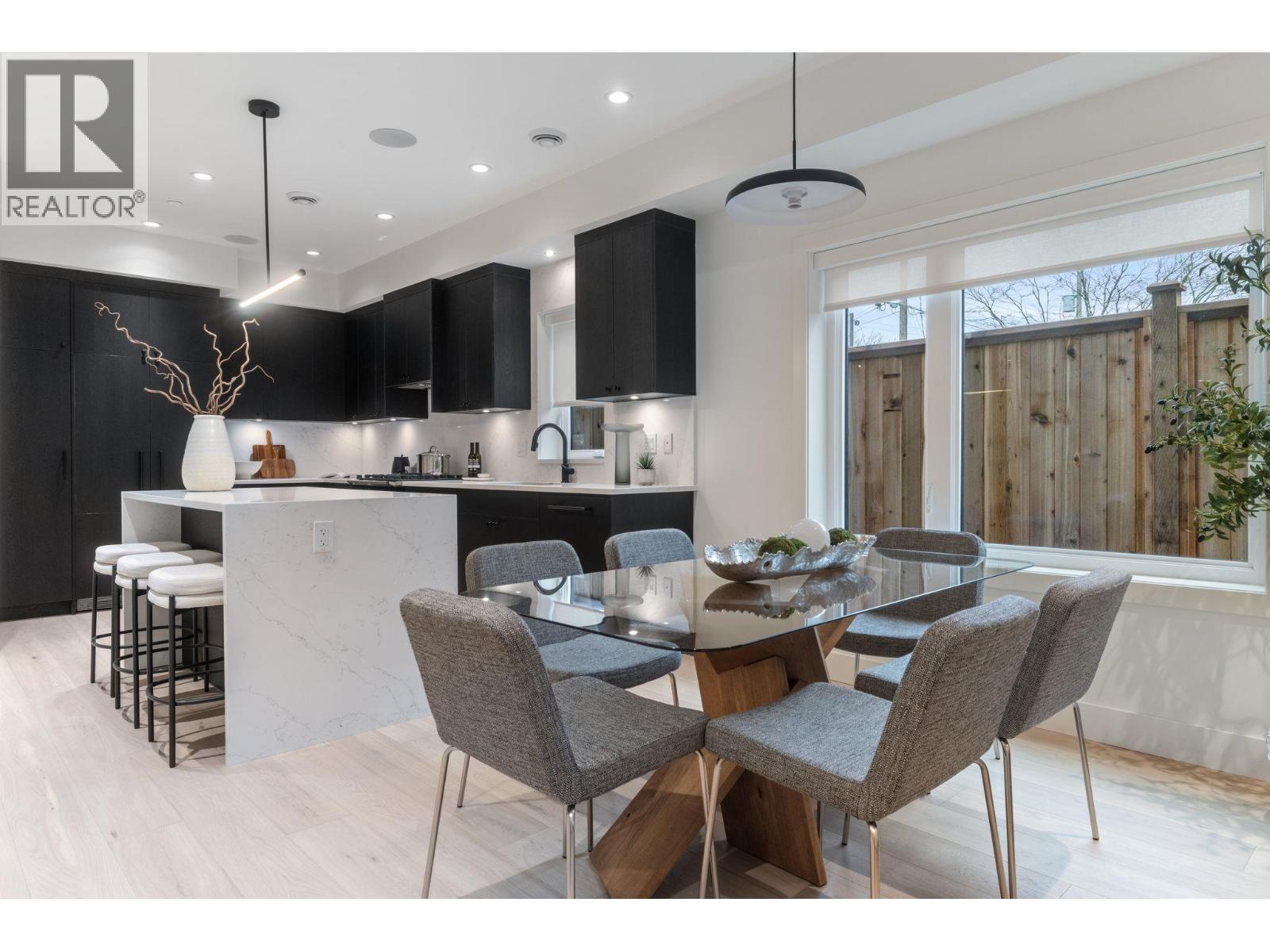 2 2539 Grant Street, Vancouver, British Columbia  V5K 3G6 - Photo 7 - R3101007