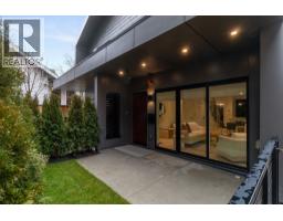 2 2539 GRANT STREET, Vancouver, British Columbia