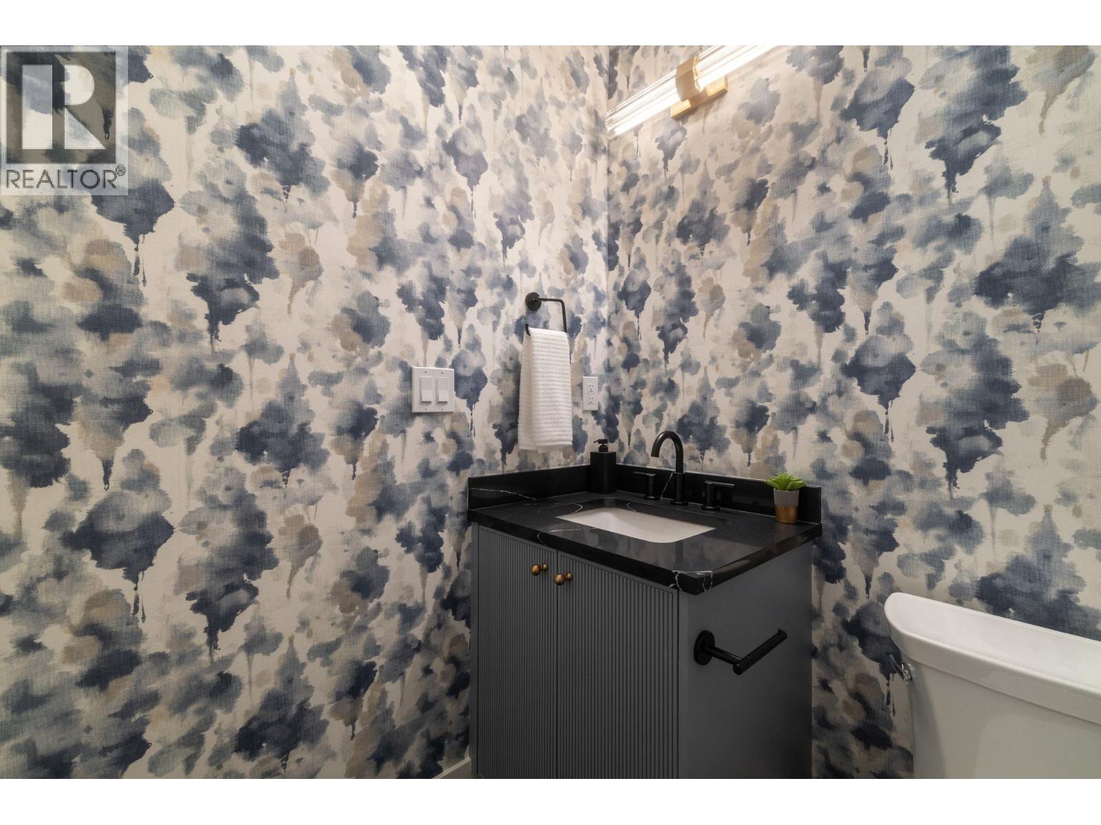 2 2539 Grant Street, Vancouver, British Columbia  V5K 3G6 - Photo 19 - R3101007