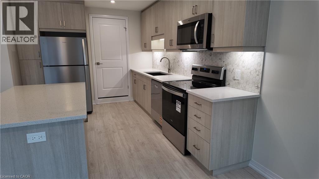 525 Erinbrook Drive Unit# C055, Kitchener, Ontario  N2E 3M8 - Photo 2 - 40813044