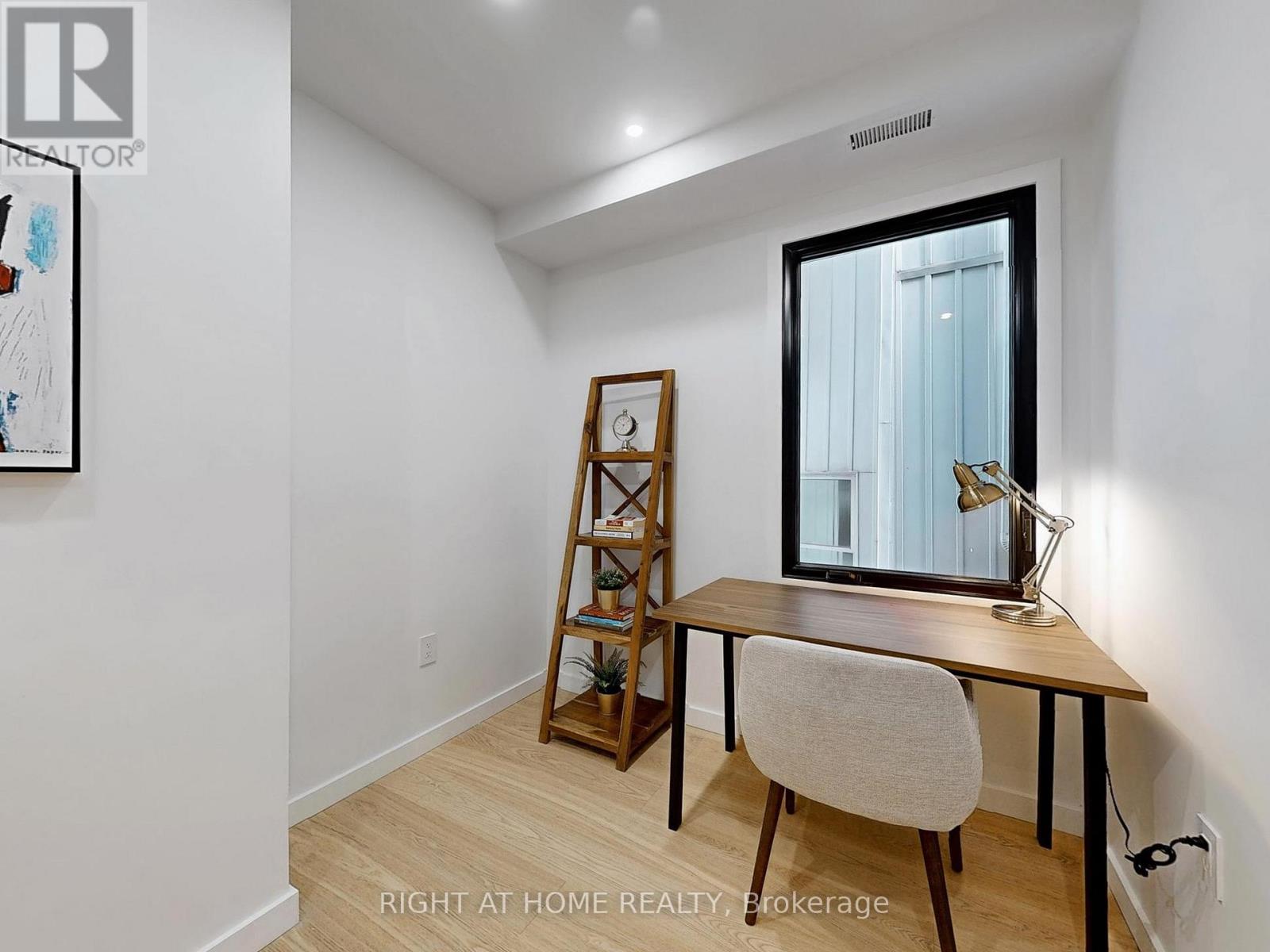 2 - 798 Dovercourt Road, Toronto, Ontario  M6H 2X3 - Photo 6 - W12702966