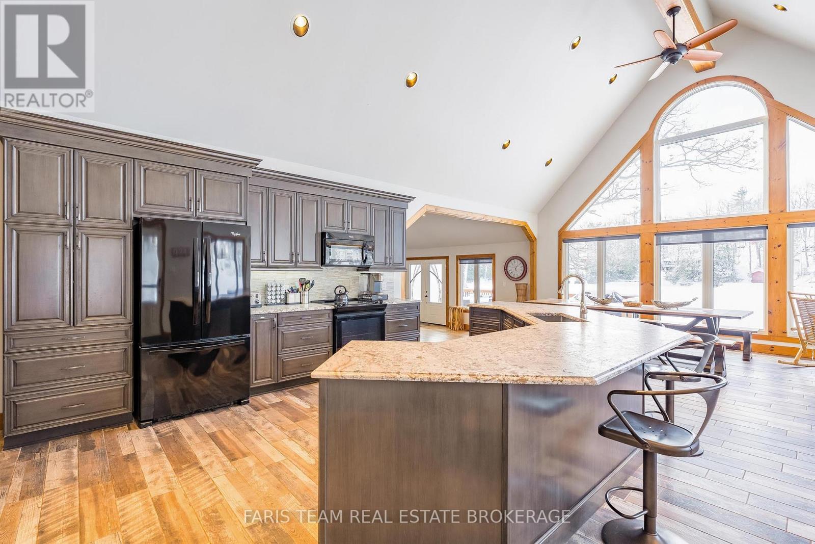 44 Fire Route 394, Trent Lakes, Ontario  K0M 2A0 - Photo 6 - X12895928