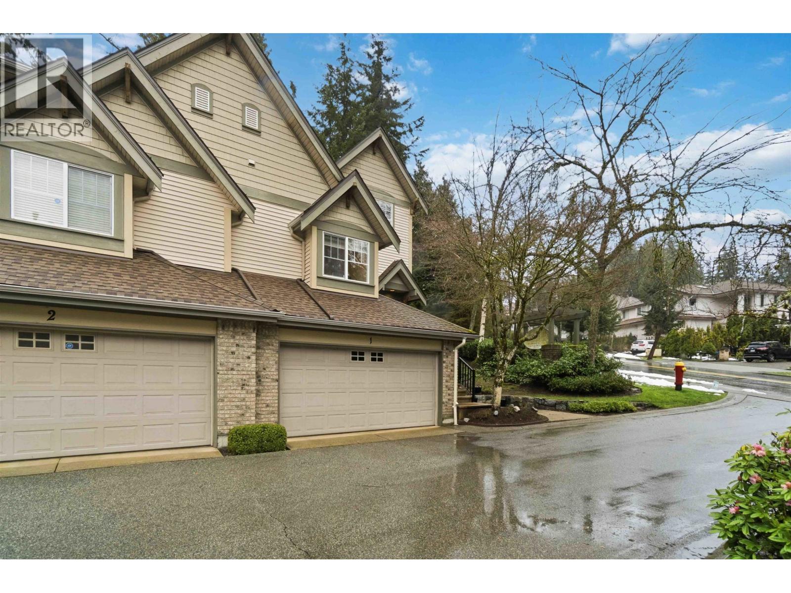 1 3300 Plateau Boulevard, Coquitlam, British Columbia  V3E 3L6 - Photo 2 - R3101087