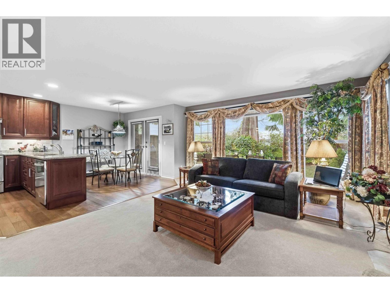 1 3300 Plateau Boulevard, Coquitlam, British Columbia  V3E 3L6 - Photo 5 - R3101087