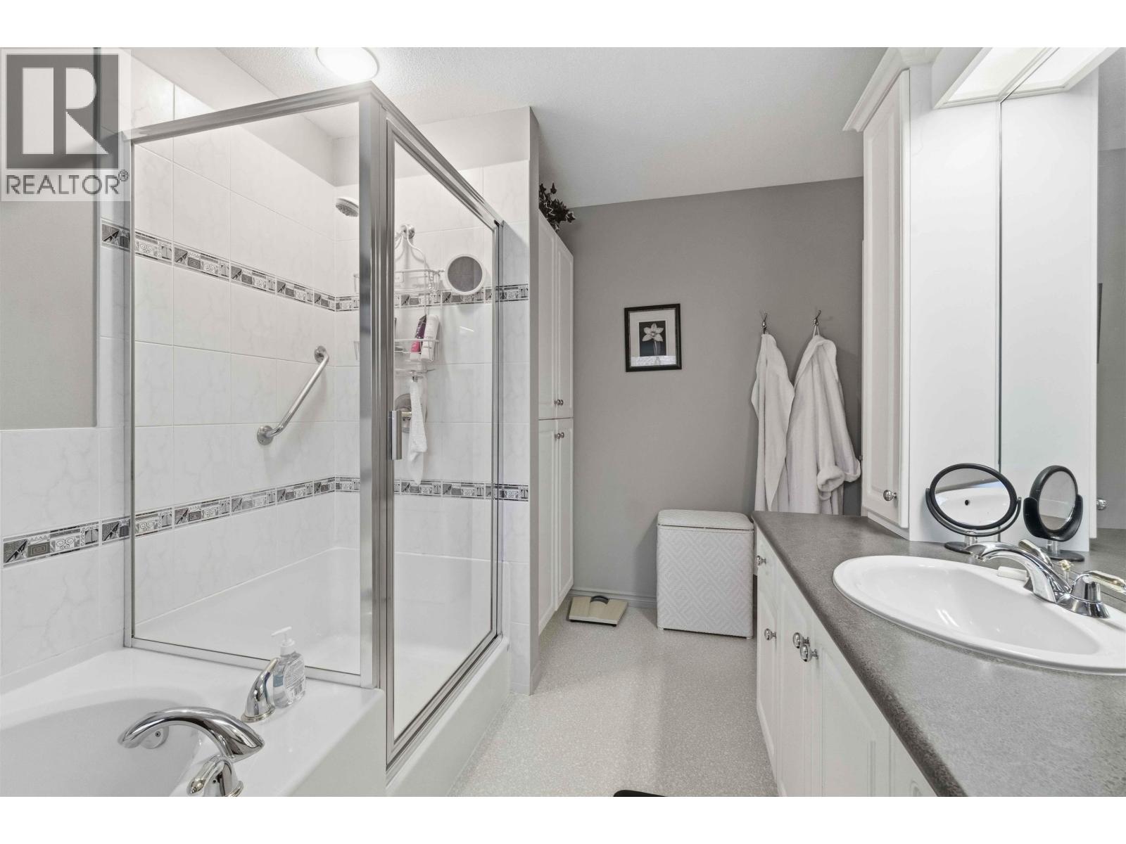 1 3300 Plateau Boulevard, Coquitlam, British Columbia  V3E 3L6 - Photo 22 - R3101087