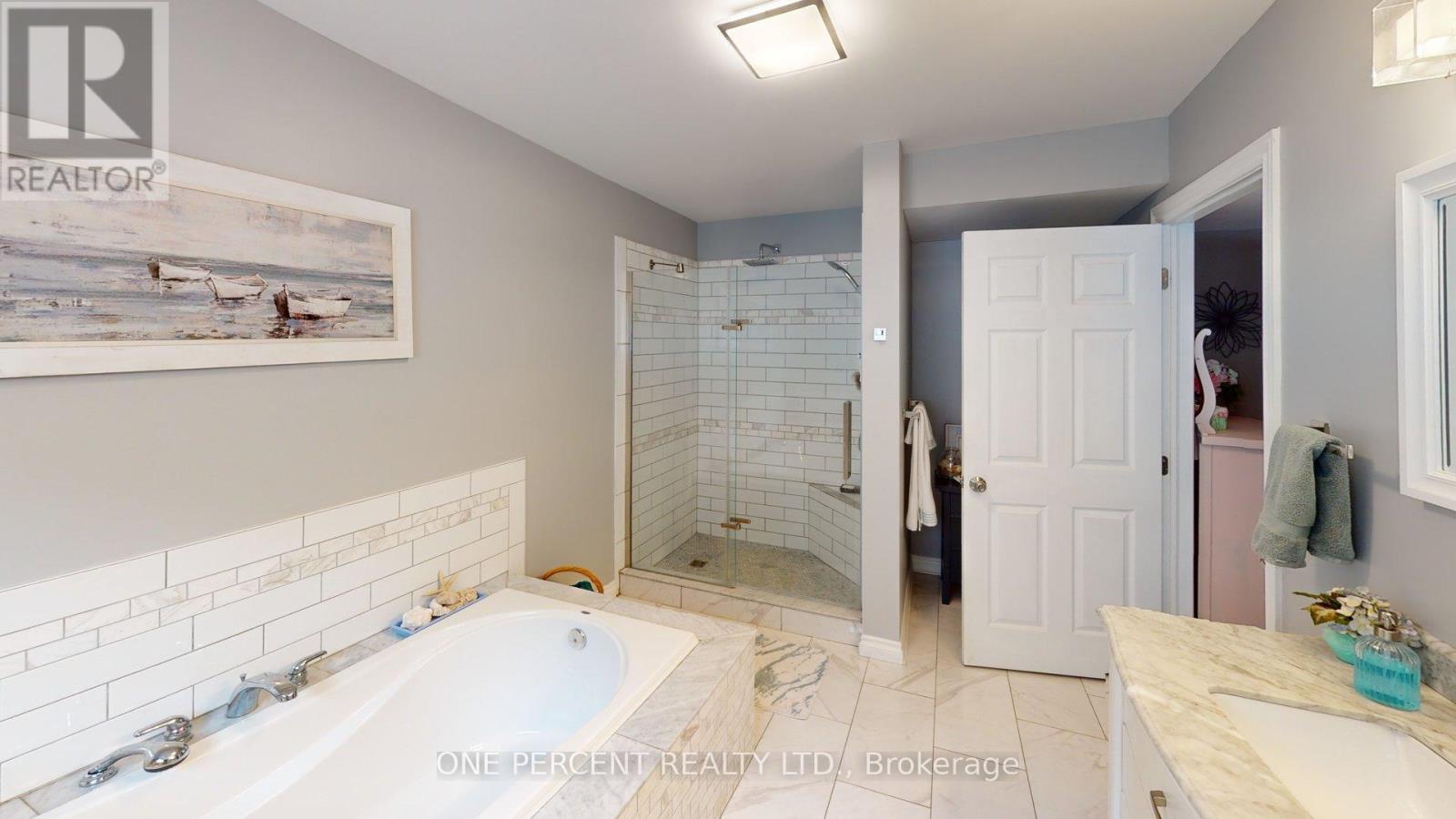 362 Lakeside Road, Fort Erie (Crescent Park), Ontario  L2A 4X4 - Photo 17 - X12896598