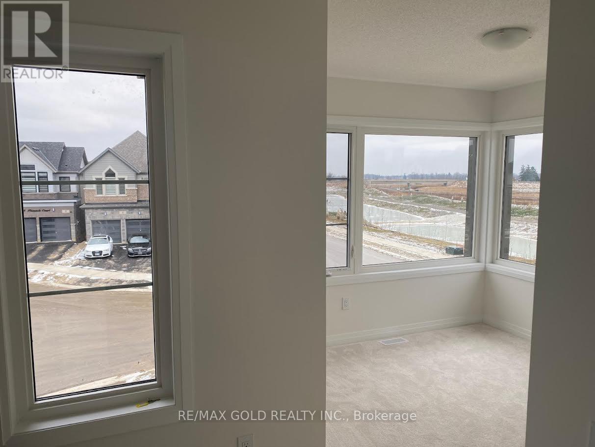 3 Pinnacle Court, Hamilton (Mount Hope), Ontario  L0R 1W0 - Photo 14 - X12896610