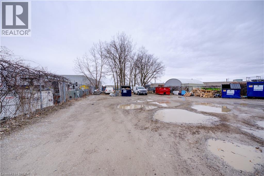 114 Easton Road, Brantford, Ontario  N3P 1J5 - Photo 33 - 40811823