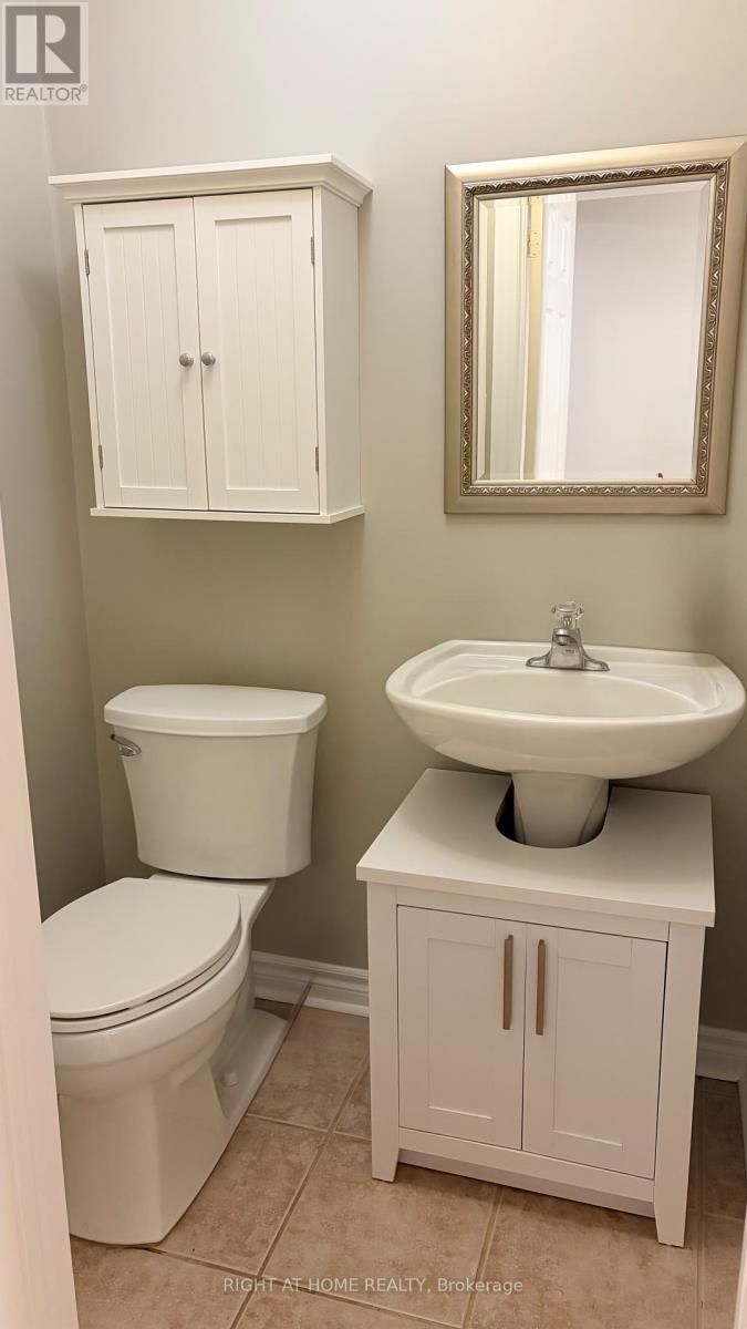 10 Stephanie Lane, Barrie, Ontario  L4N 0V1 - Photo 7 - S12893484