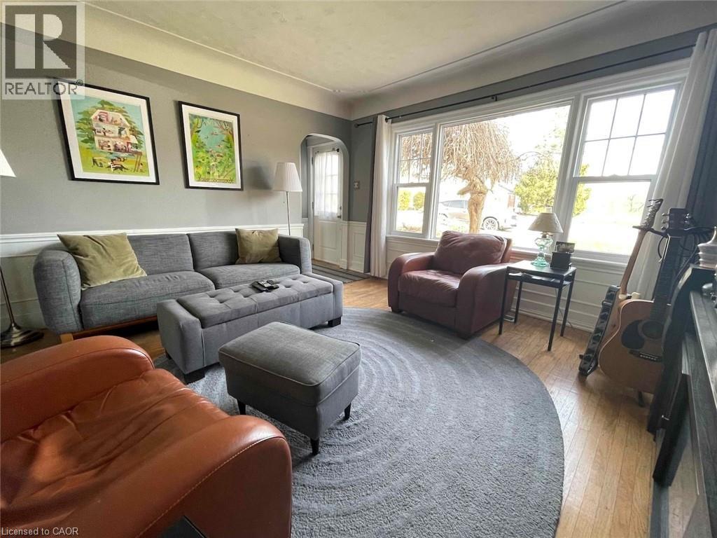 106 Main Street S, Waterdown, Ontario  L0R 2H0 - Photo 3 - 40813289