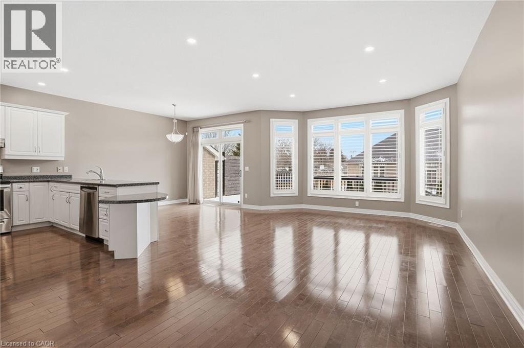 25 Scullers Way Unit# 2, St. Catharines, Ontario  L2N 7S9 - Photo 8 - 40813250