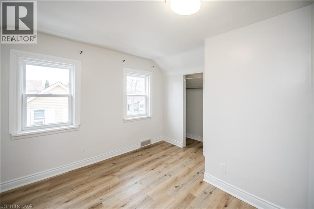 30 Elm Street, St. Catharines, Ontario  L2P 2B7 - Photo 11 - 40813215