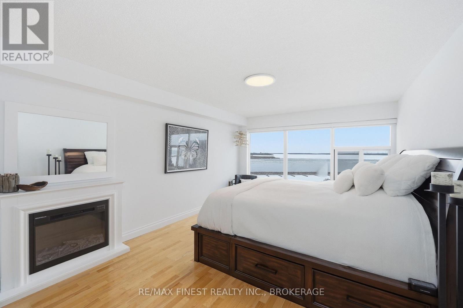 608 - 185 Ontario Street, Kingston (Central City East), Ontario  K7L 2Y7 - Photo 14 - X12896802