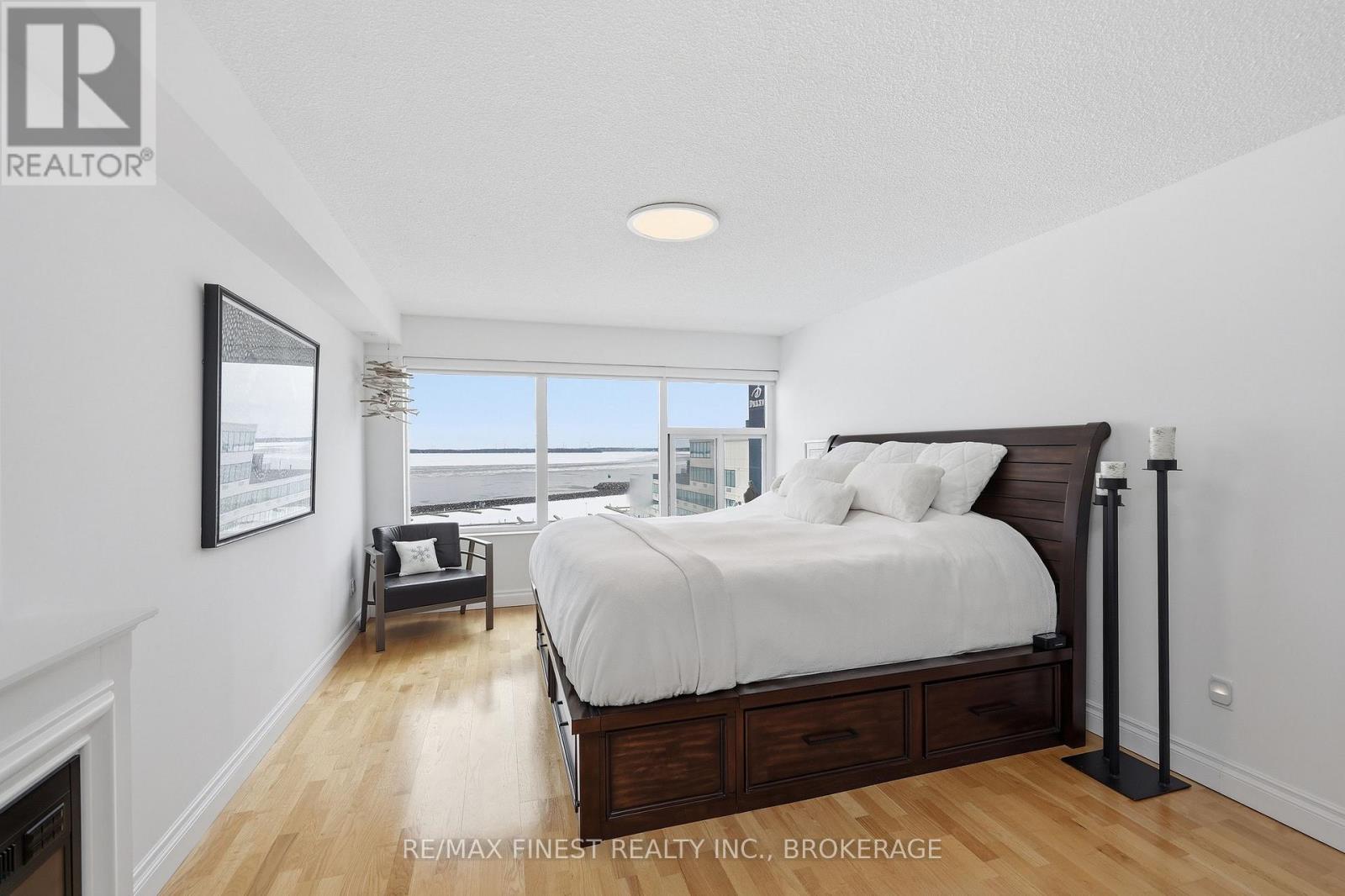 608 - 185 Ontario Street, Kingston (Central City East), Ontario  K7L 2Y7 - Photo 17 - X12896802