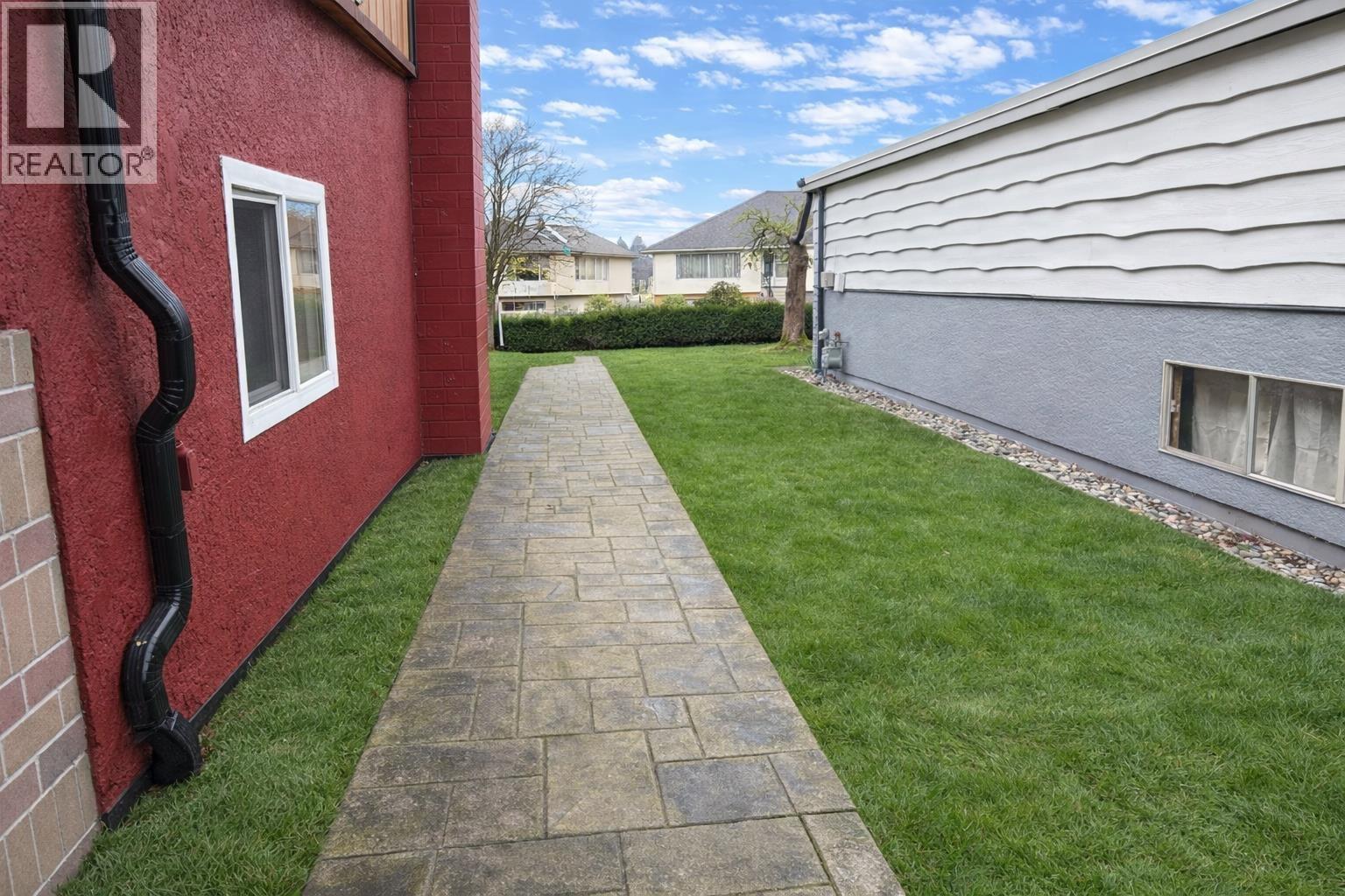 6710 St Charles Place, Burnaby, British Columbia  V5H 3V9 - Photo 7 - R3100762