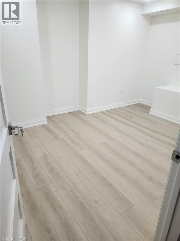 211 Granite Ridge Trail, Hamilton, Ontario  L8B 1Z1 - Photo 6 - 40812316