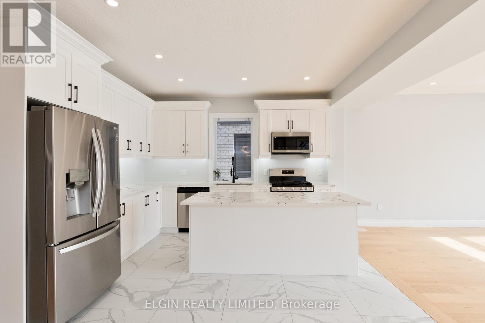 41531 Florence Court, Southwold, Ontario  N5P 4N4 - Photo 9 - X12896732