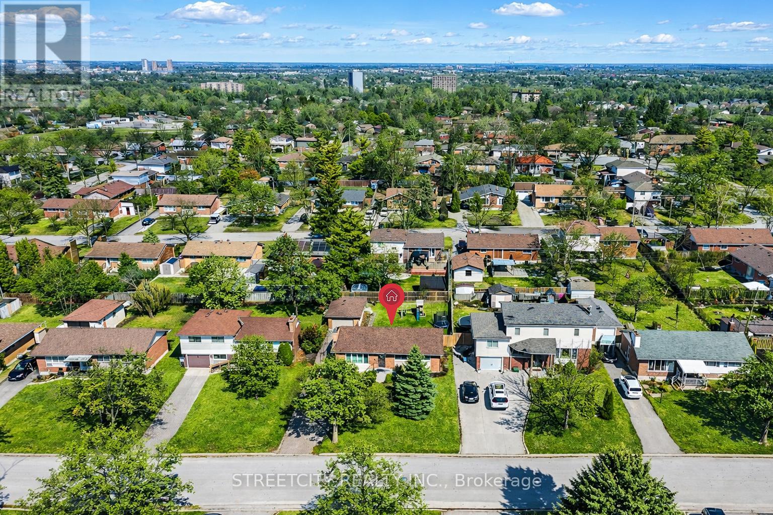 Photo 40 of 42 for 306 Burlington Crescent