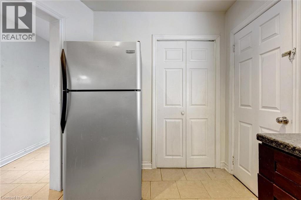 16 Woodward Avenue, Brampton, Ontario  L6V 1K1 - Photo 12 - 40792043