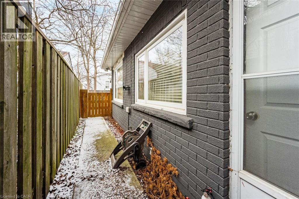 16 Woodward Avenue, Brampton, Ontario  L6V 1K1 - Photo 26 - 40792043